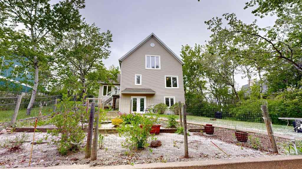 MLS® A2223888 - 30 Macdonald Drive  in Scenic Sands Rural Stettler No. 6, County of, Residential