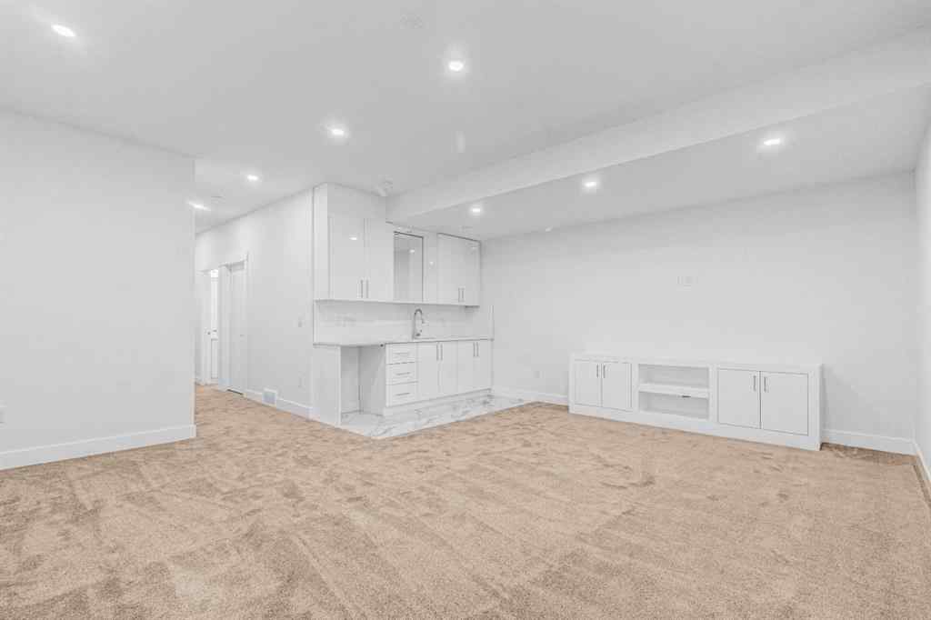 MLS® A2223893 - 430 33 Avenue NW in Highland Park Calgary, Residential