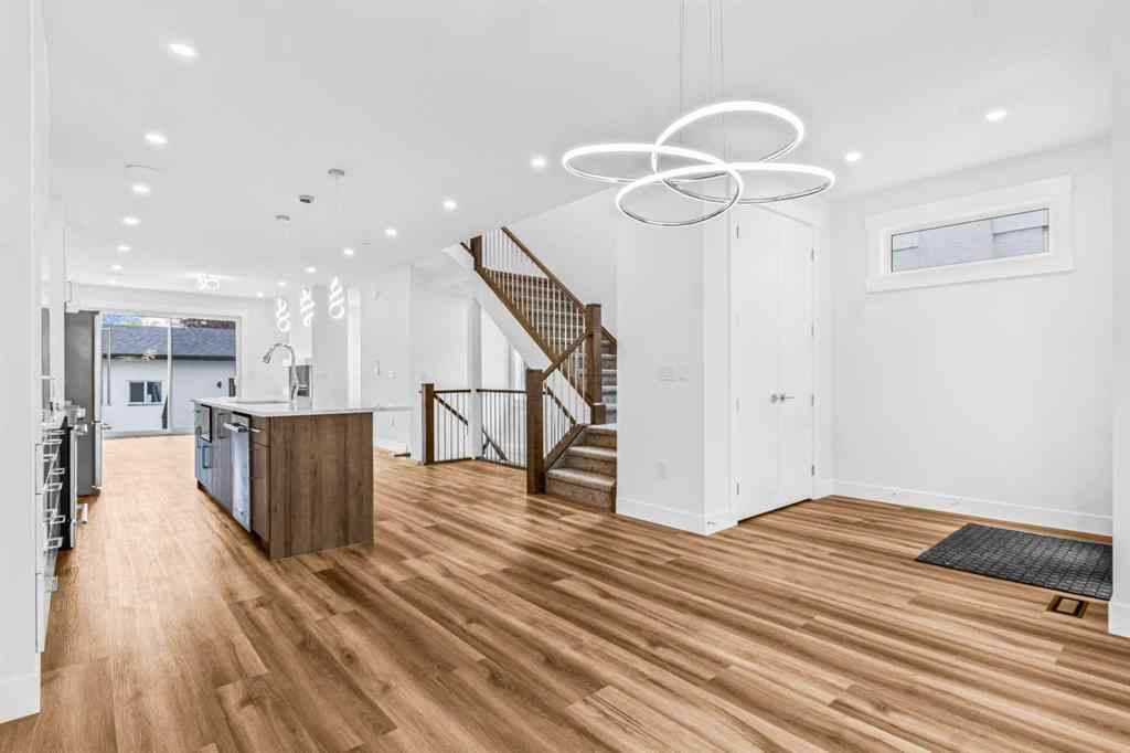 MLS® A2223893 - 430 33 Avenue NW in Highland Park Calgary, Residential