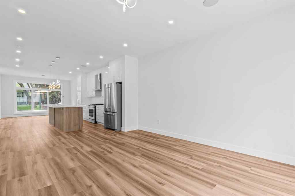 MLS® A2223893 - 430 33 Avenue NW in Highland Park Calgary, Residential