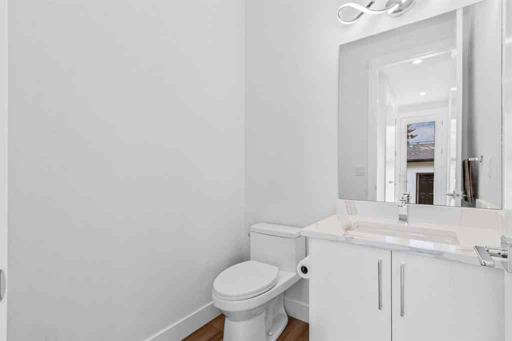 MLS® A2223893 - 430 33 Avenue NW in Highland Park Calgary, Residential