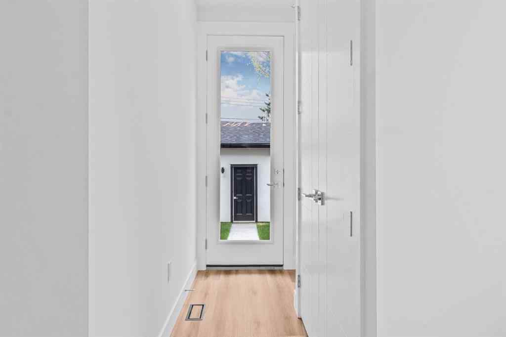 MLS® A2223893 - 430 33 Avenue NW in Highland Park Calgary, Residential