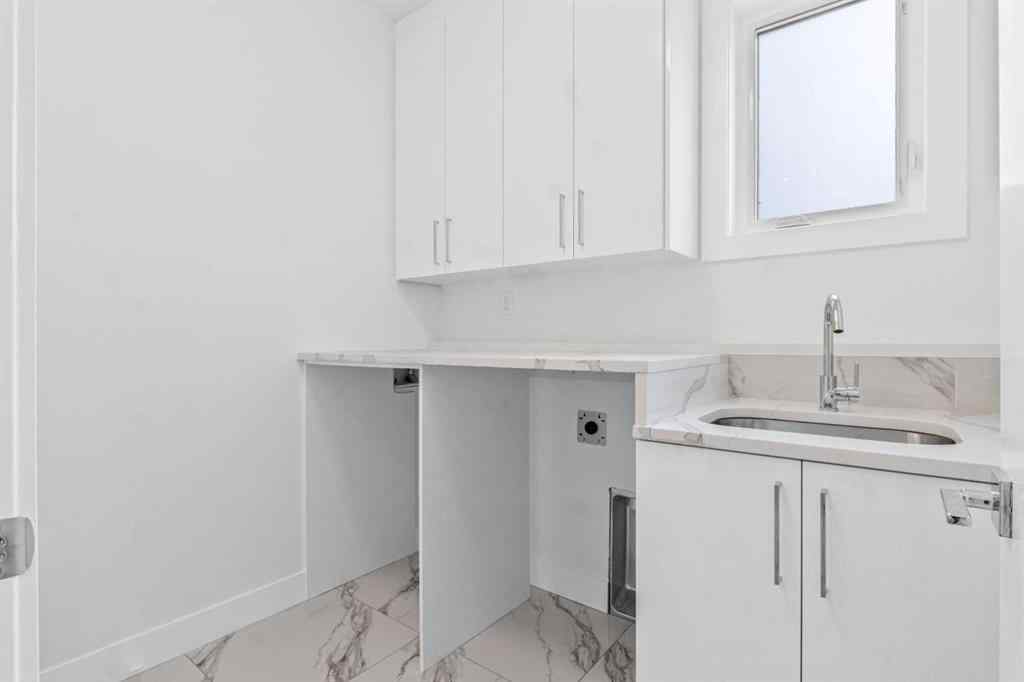 MLS® A2223893 - 430 33 Avenue NW in Highland Park Calgary, Residential