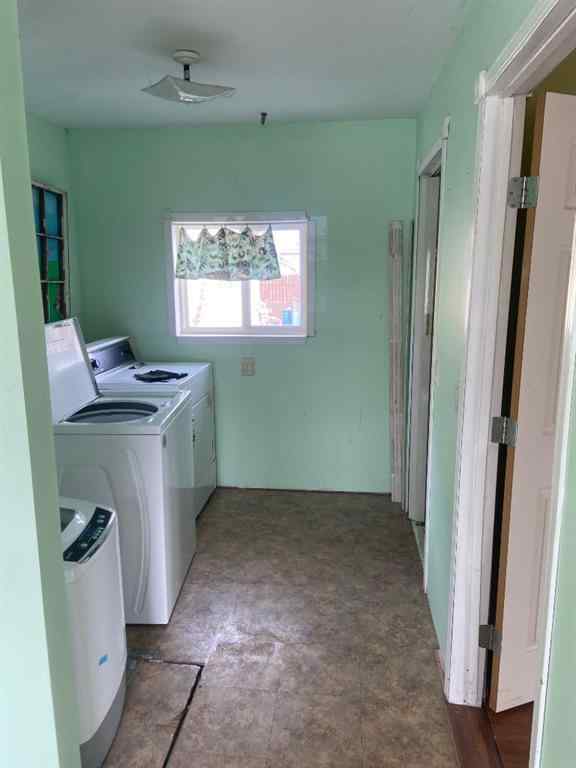 MLS® A2223895 - 221 2 ave E Avenue  in Hanna Hanna, Residential
