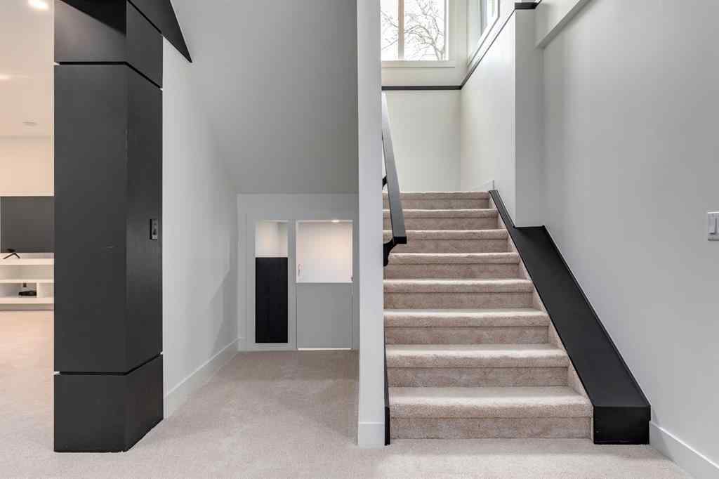 MLS® A2223906 - 3107 5 Avenue NW in Parkdale Calgary, Residential