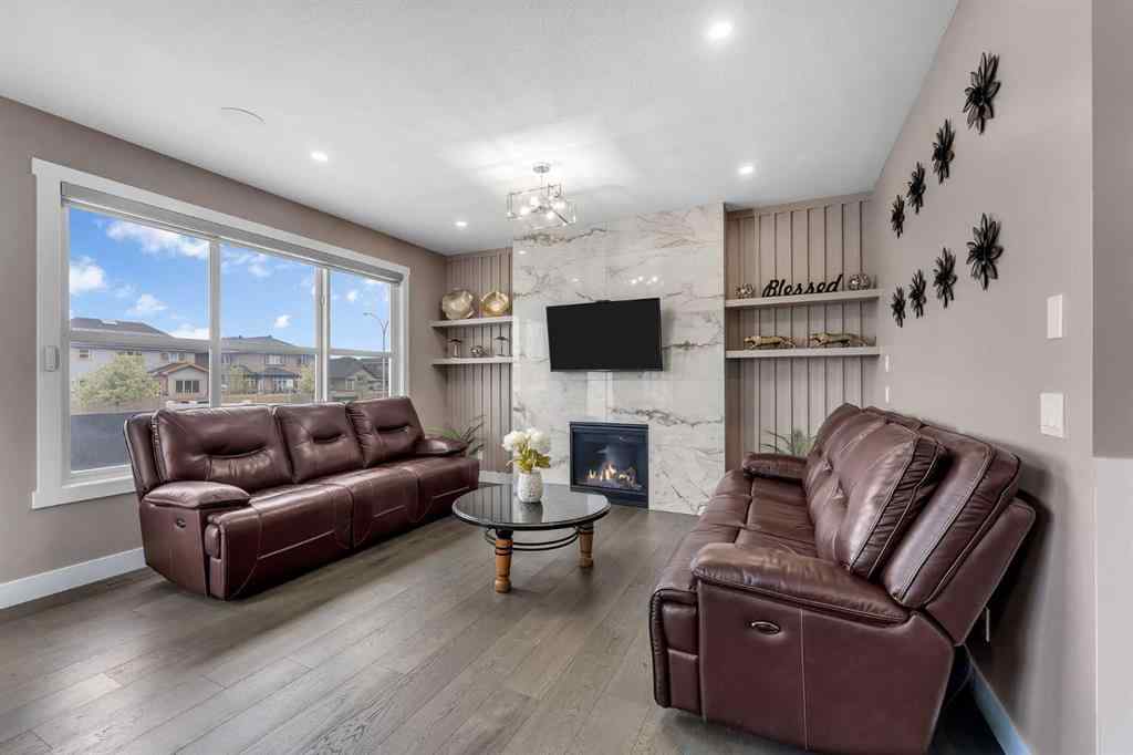 MLS® A2223948 - 7 Waterford Heights  in NONE Chestermere, Residential