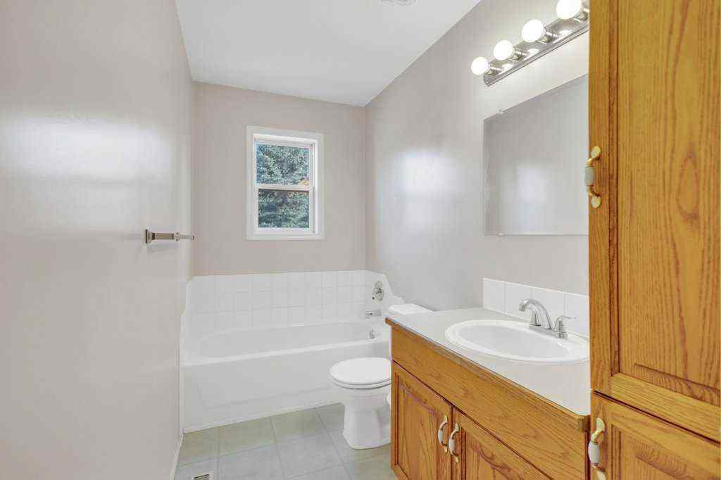 MLS® A2223963 - 432046 RR#40   in NONE Rural Ponoka County, Residential