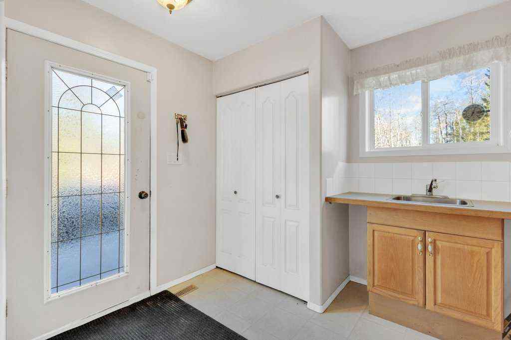 MLS® A2223963 - 432046 RR#40   in NONE Rural Ponoka County, Residential