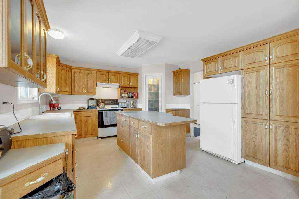 MLS® A2223963 - 432046 RR#40   in NONE Rural Ponoka County, Residential