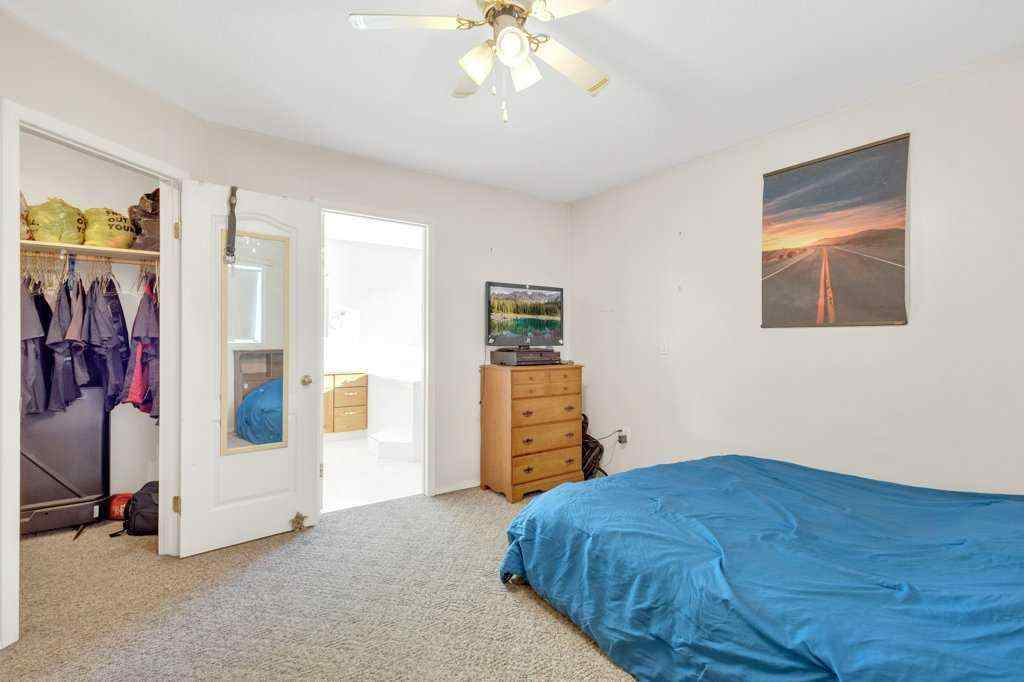 MLS® A2223963 - 432046 RR#40   in NONE Rural Ponoka County, Residential