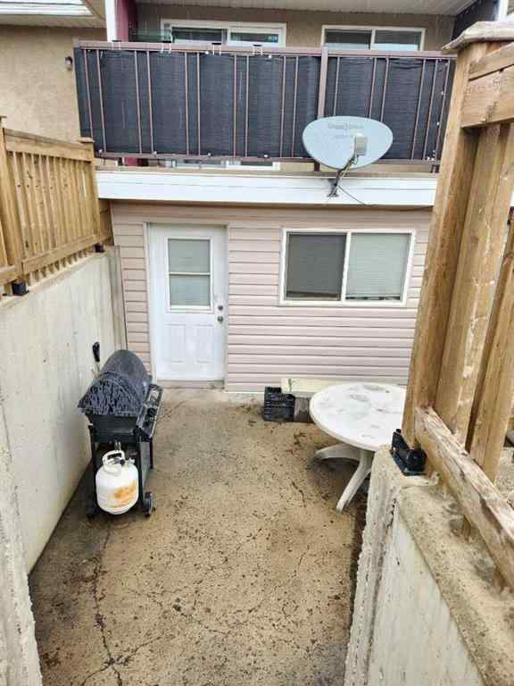 MLS® A2223975 - 1112 44 Avenue N in Legacy Ridge / Hardieville Lethbridge, Residential