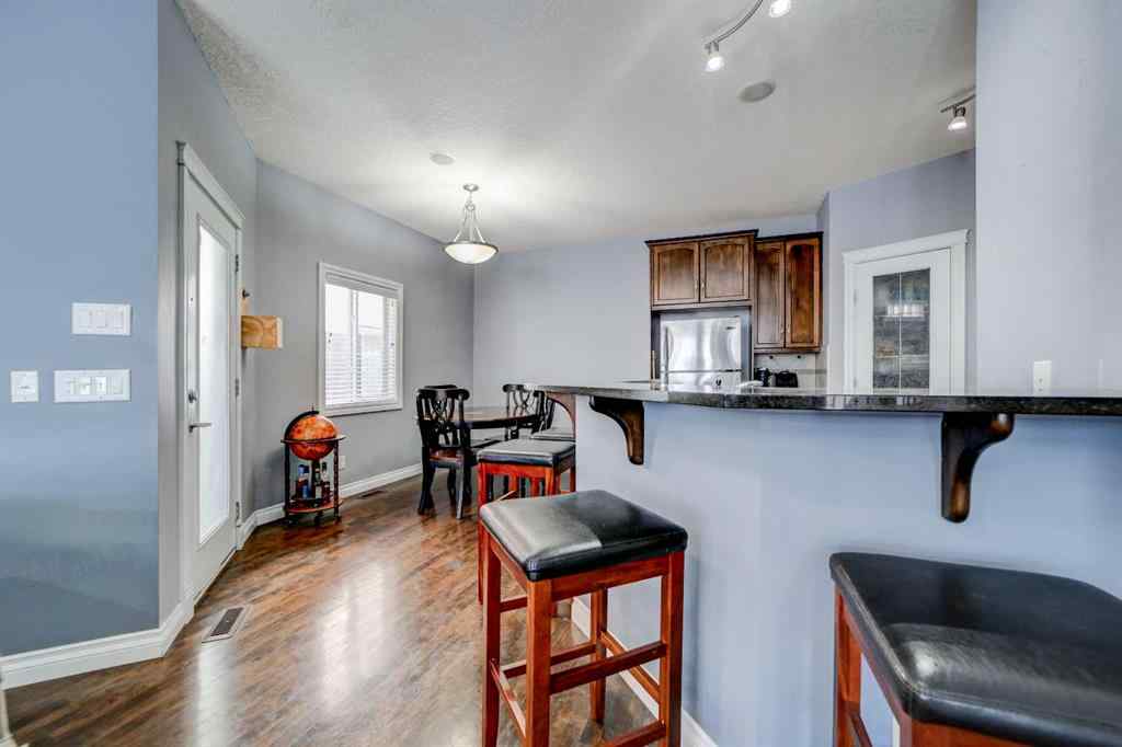 MLS® A2223976 - Unit ##2 221 17 Avenue NE in Tuxedo Park Calgary, Residential