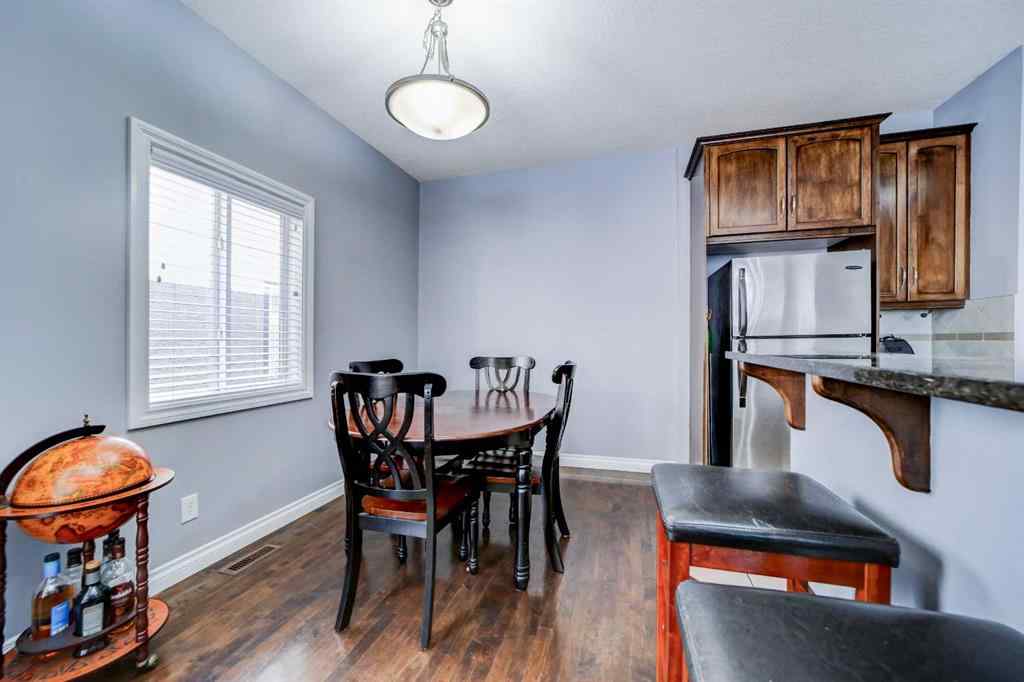 MLS® A2223976 - Unit ##2 221 17 Avenue NE in Tuxedo Park Calgary, Residential