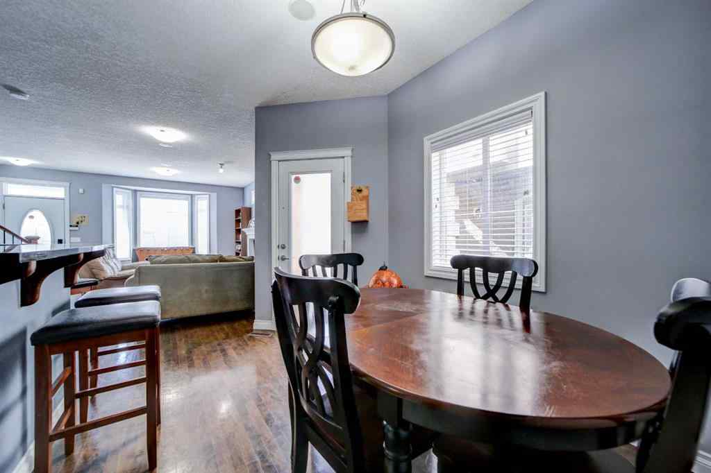 MLS® A2223976 - Unit ##2 221 17 Avenue NE in Tuxedo Park Calgary, Residential