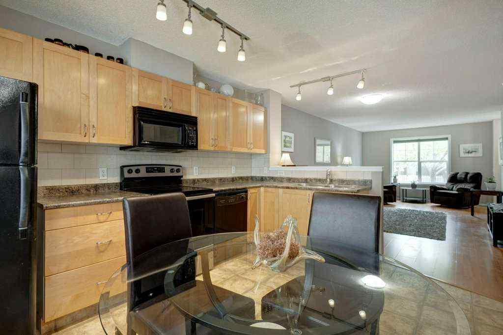 MLS® A2223980 - 450 Elgin Gardens SE in McKenzie Towne Calgary, Residential