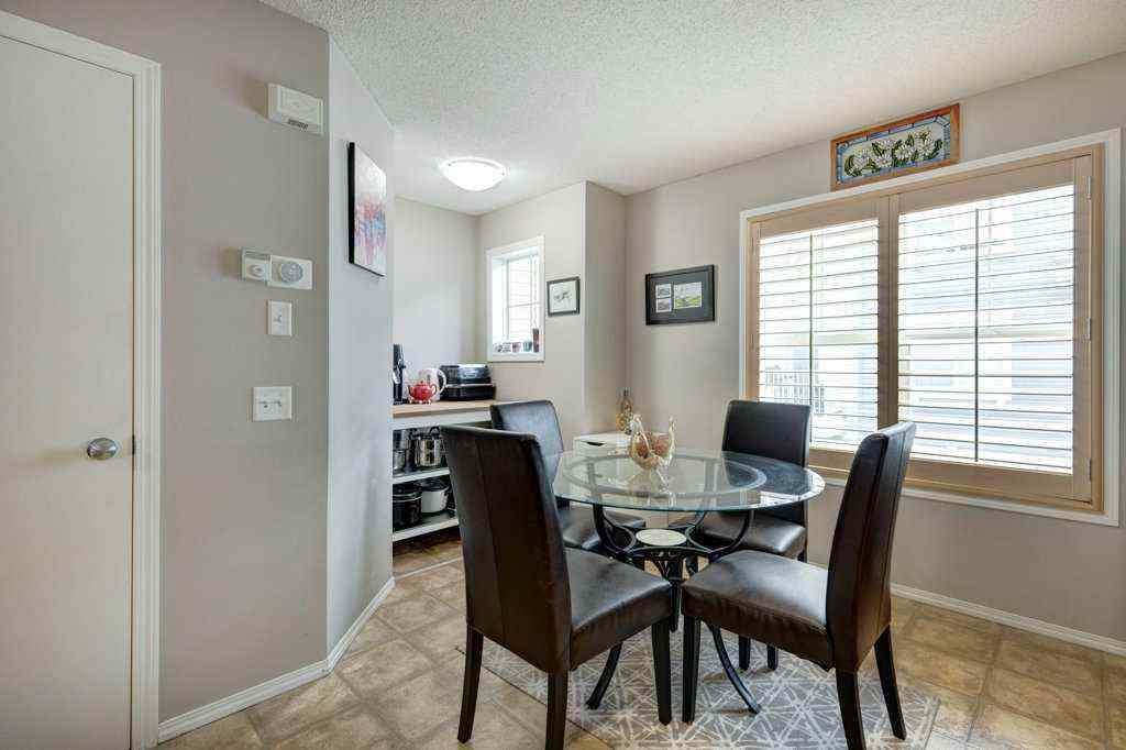 MLS® A2223980 - 450 Elgin Gardens SE in McKenzie Towne Calgary, Residential