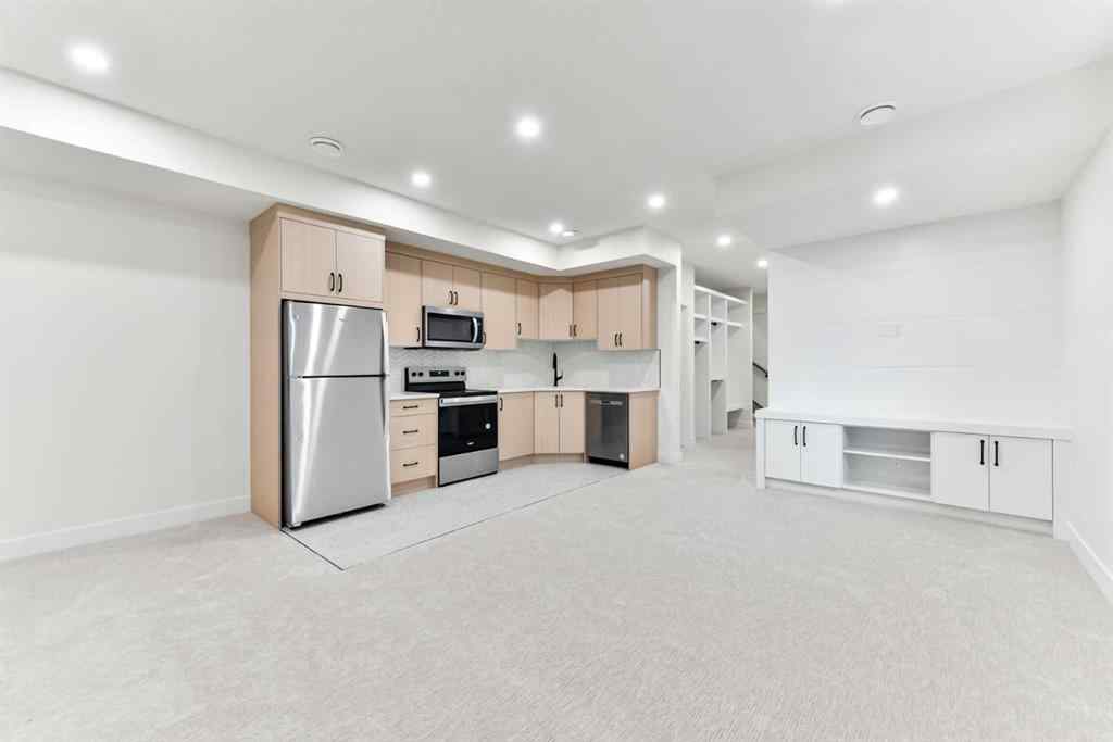MLS® A2223994 - 643 36 Street SW in Spruce Cliff Calgary, Residential