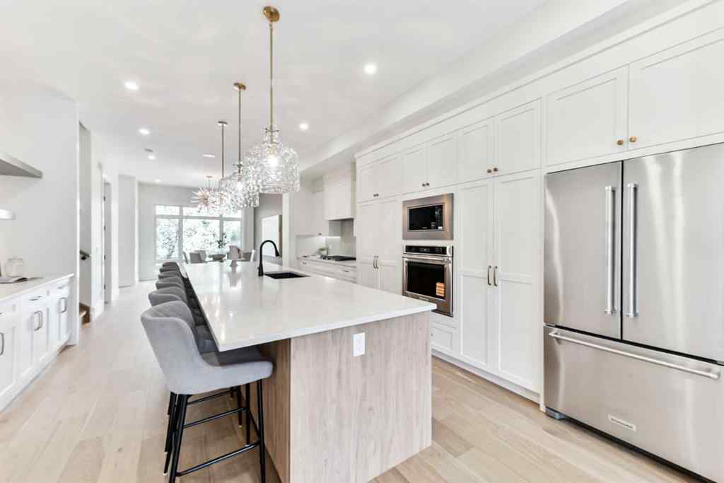 MLS® A2223994 - 643 36 Street SW in Spruce Cliff Calgary, Residential