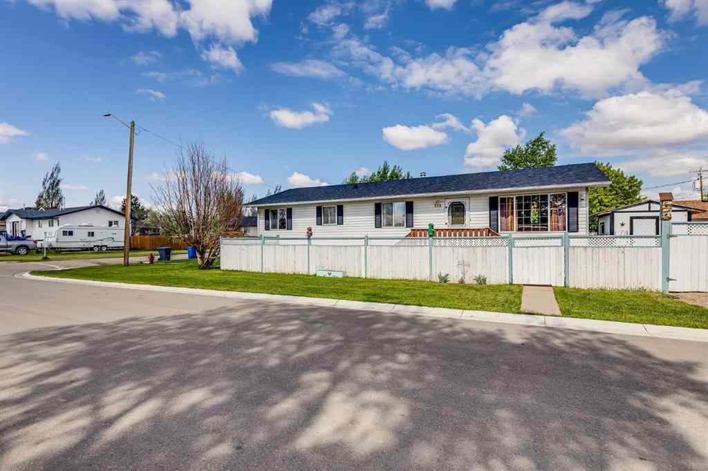 MLS® A2224108 - 330 9 Street  in NONE Beiseker, Residential