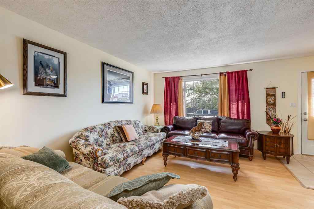 MLS® A2224108 - 330 9 Street  in NONE Beiseker, Residential