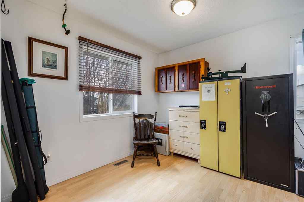 MLS® A2224108 - 330 9 Street  in NONE Beiseker, Residential