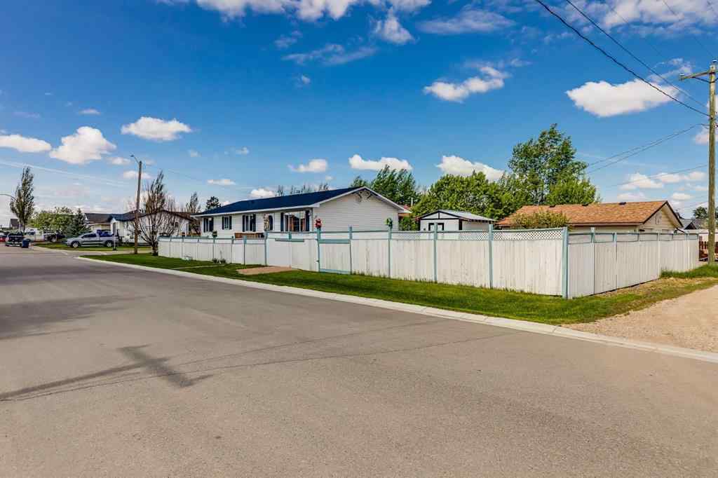 MLS® A2224108 - 330 9 Street  in NONE Beiseker, Residential