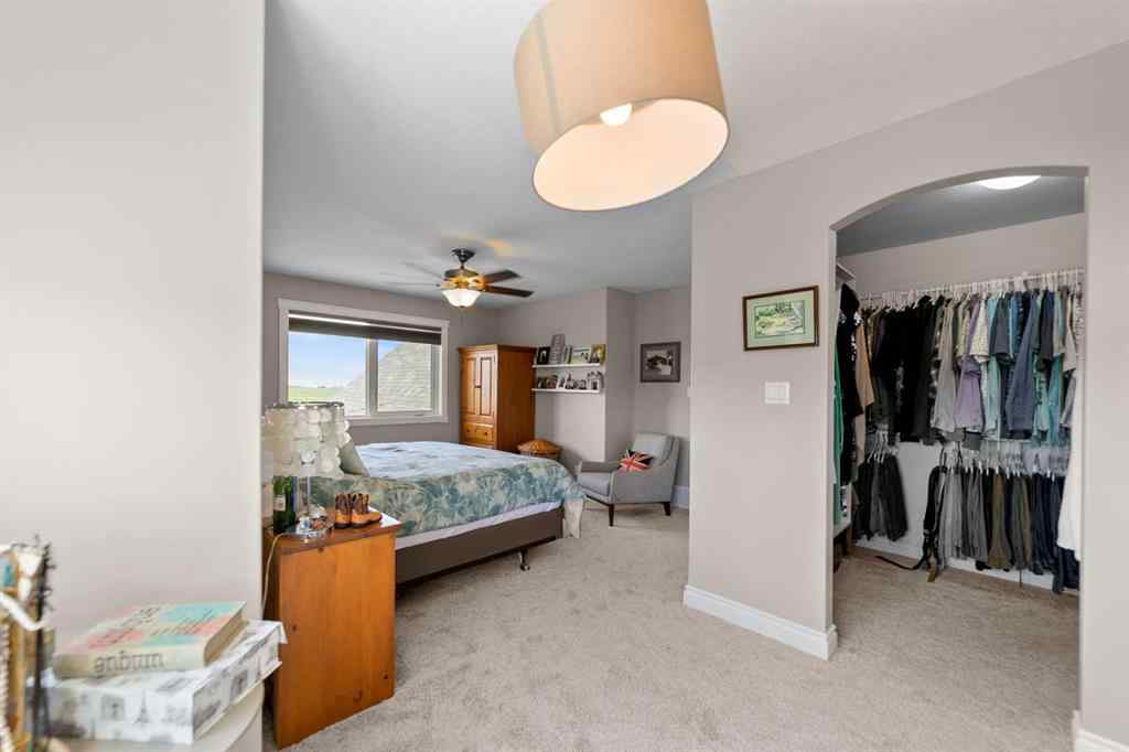 MLS® A2224129 - 3701 68 A Street W in Southwest Meadows Camrose, Residential