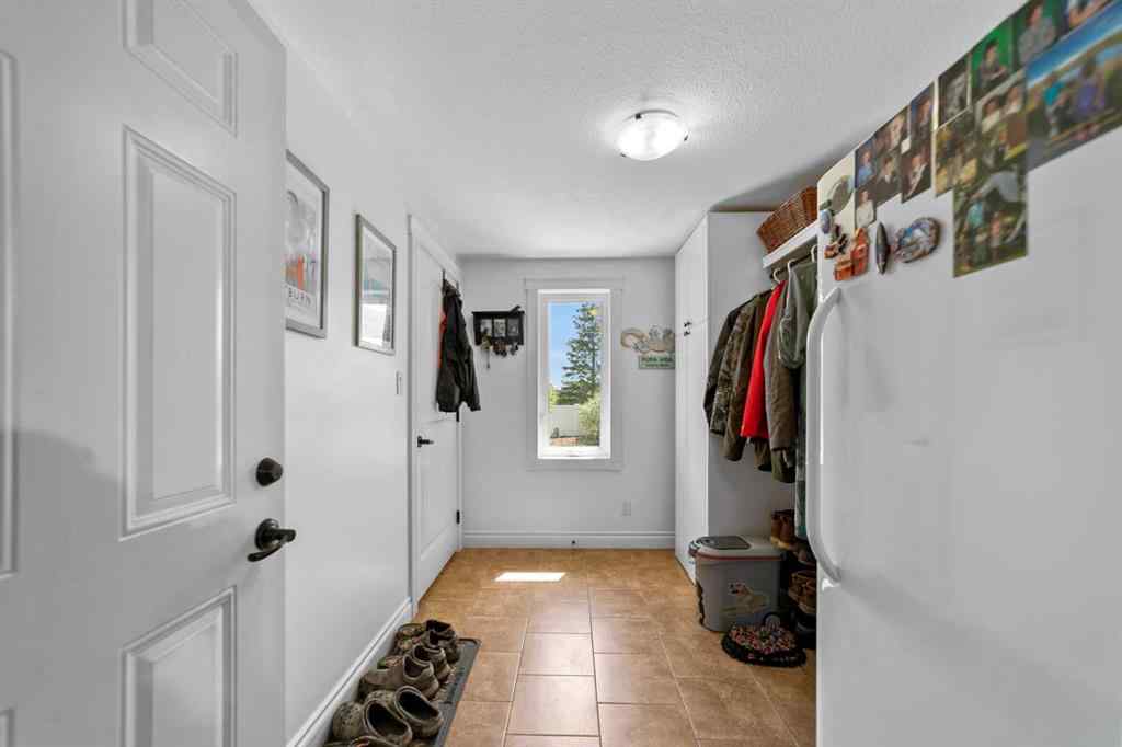 MLS® A2224129 - 3701 68 A Street W in Southwest Meadows Camrose, Residential