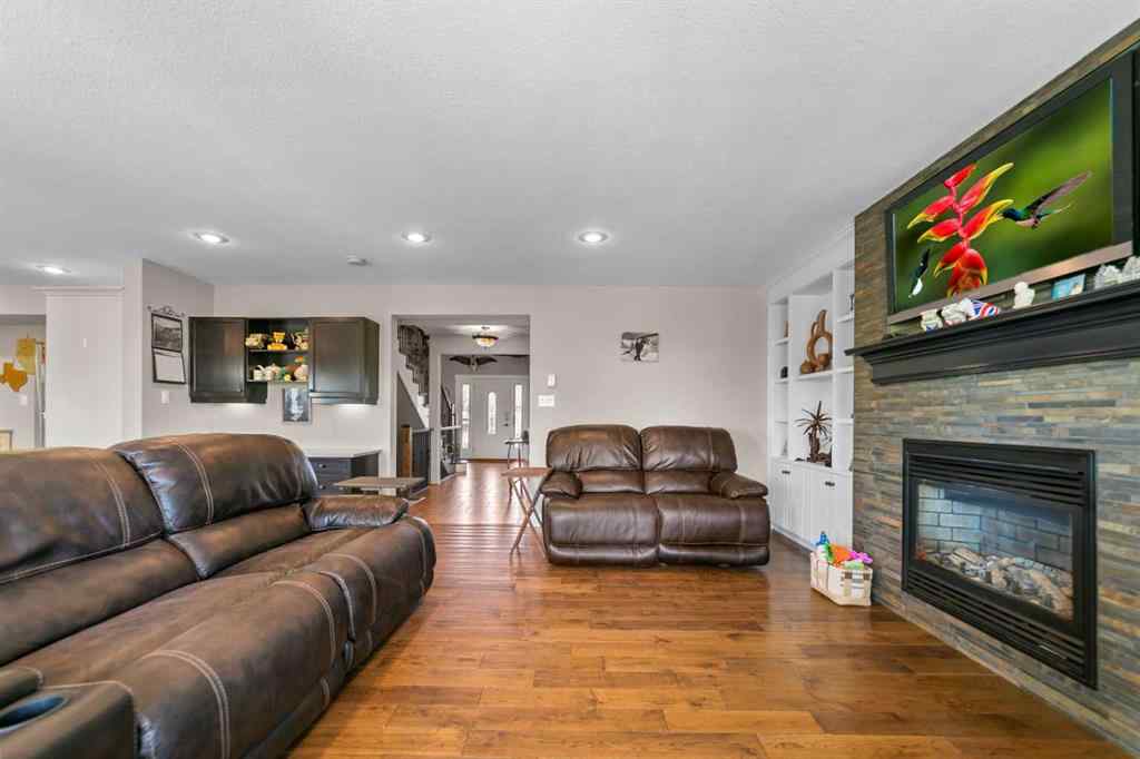 MLS® A2224129 - 3701 68 A Street W in Southwest Meadows Camrose, Residential