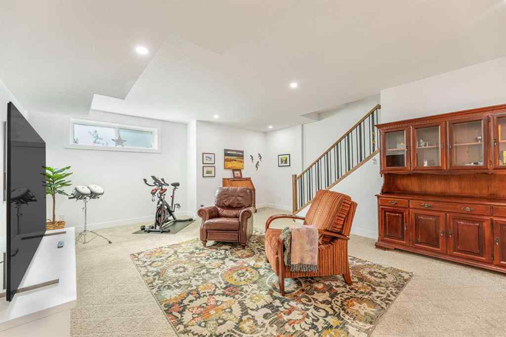 MLS® A2224150 - 1932 27 Street SW in Killarney/Glengarry Calgary, Residential