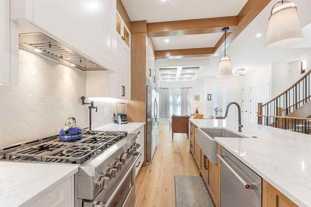 MLS® A2224150 - 1932 27 Street SW in Killarney/Glengarry Calgary, Residential