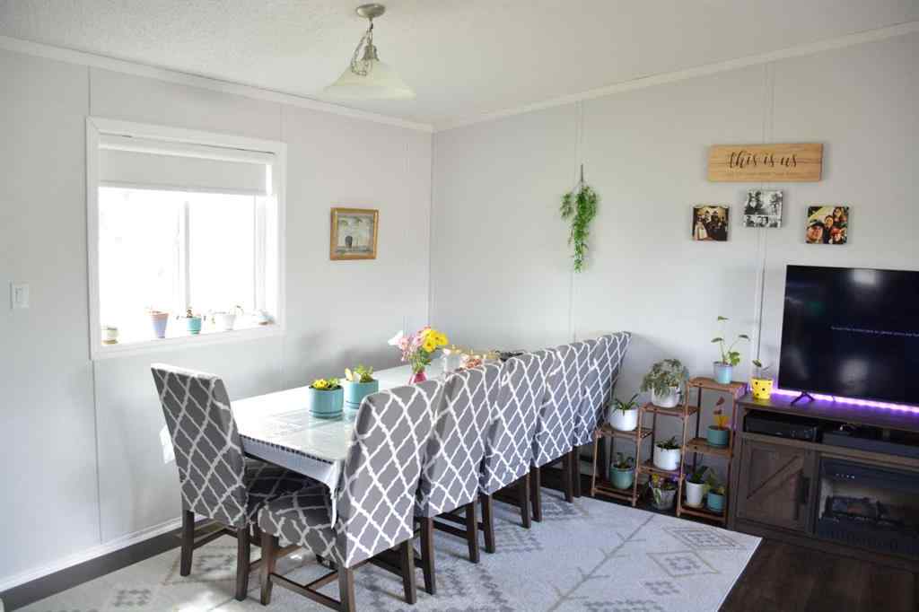 MLS® A2224165 - 10113 99 Street  in Northern Sunrise County Nampa, Residential