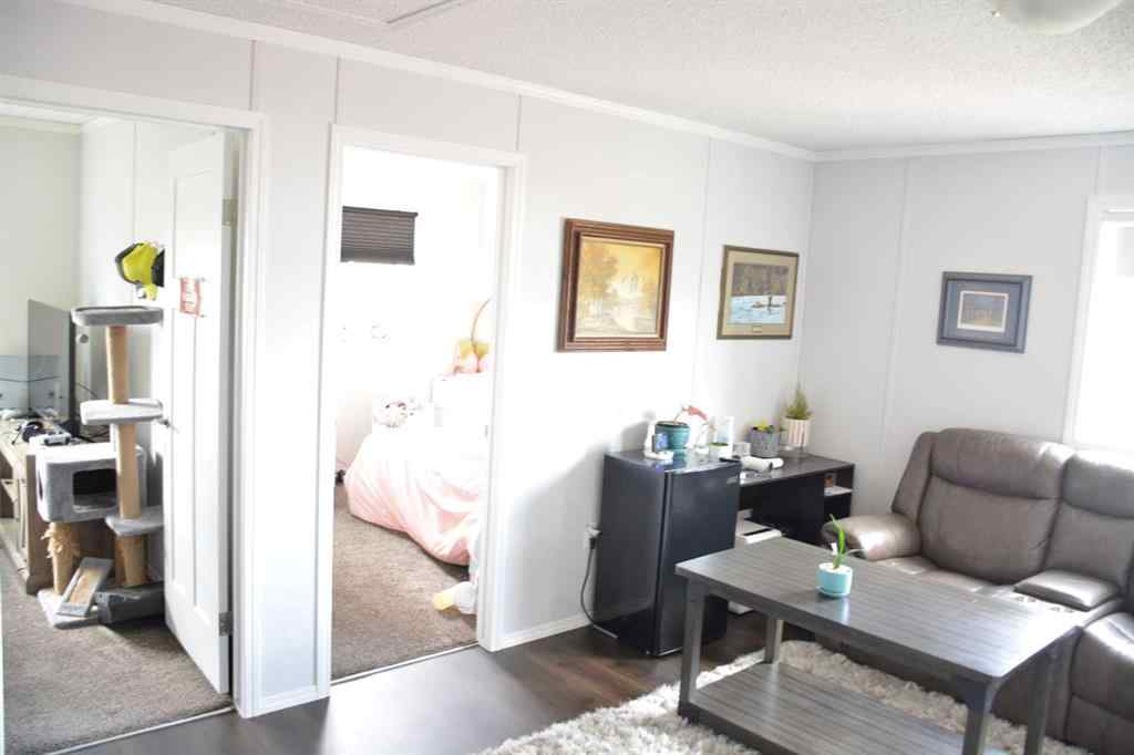 MLS® A2224165 - 10113 99 Street  in Northern Sunrise County Nampa, Residential