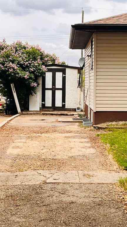 MLS® A2224186 - 330 3rd Avenue E in NONE Bow Island, Residential