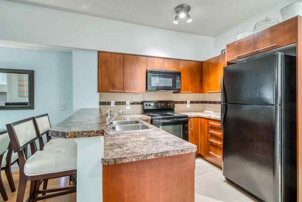 MLS® A2224193 - Unit #111 2420 34 Avenue SW in South Calgary Calgary, Residential