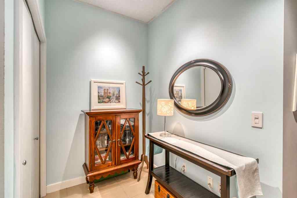 MLS® A2224193 - Unit #111 2420 34 Avenue SW in South Calgary Calgary, Residential