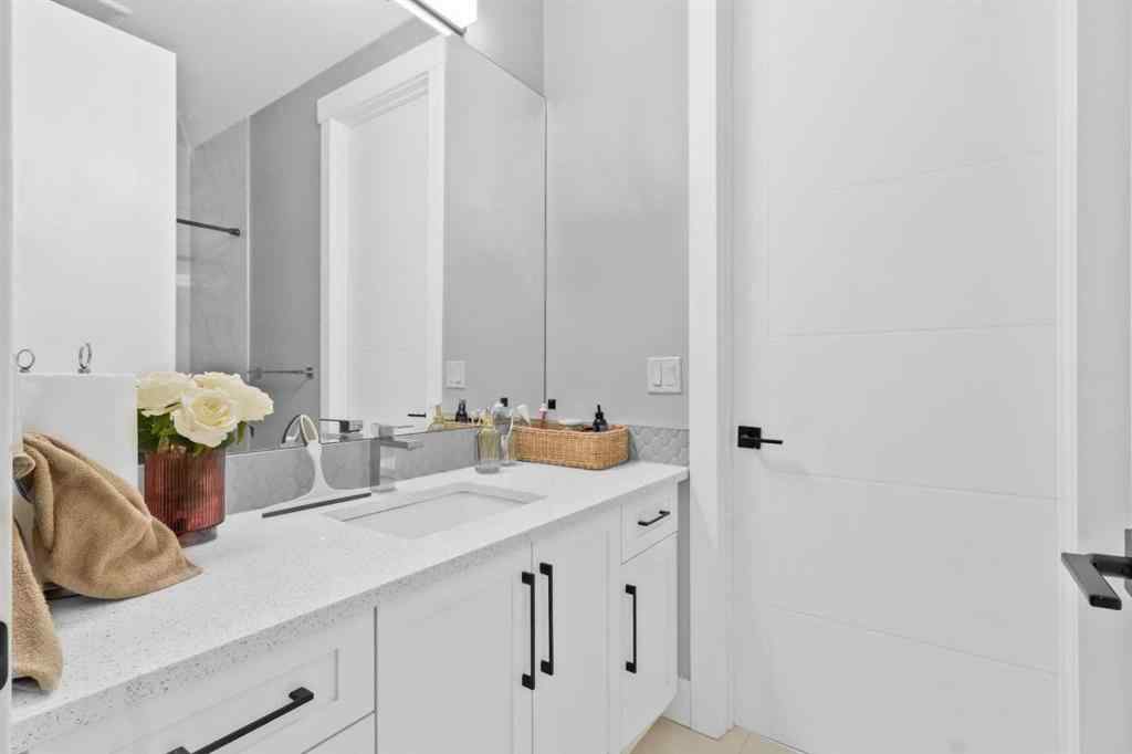 MLS® A2224202 - 247 Kinniburgh Place  in Kinniburgh North Chestermere, Residential