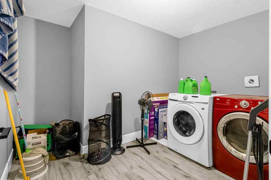 MLS® A2224202 - 247 Kinniburgh Place  in Kinniburgh North Chestermere, Residential