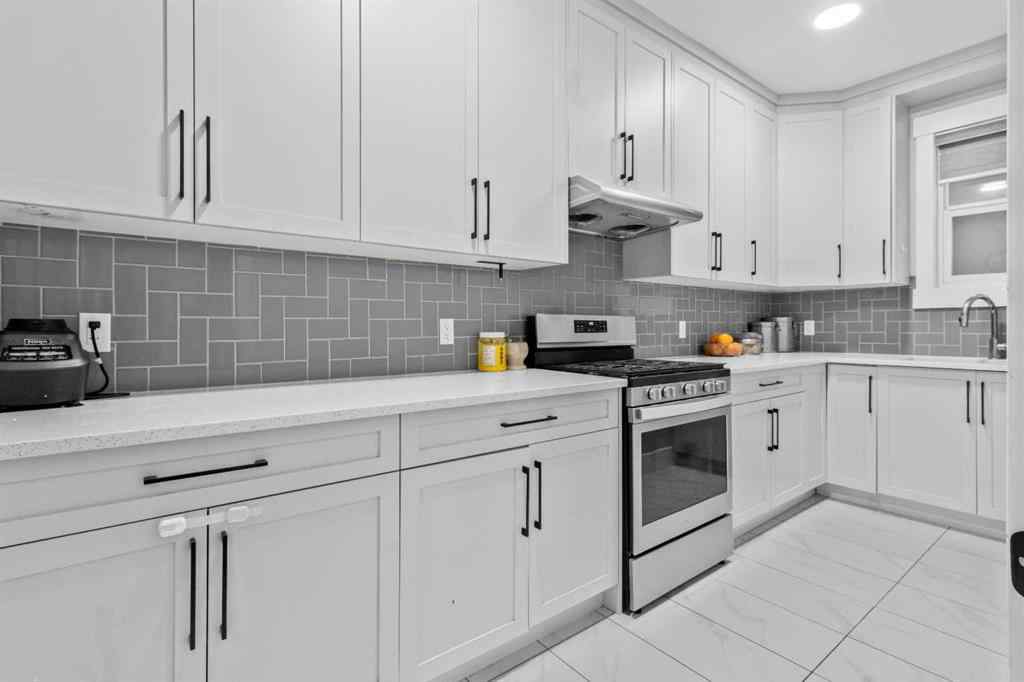 MLS® A2224202 - 247 Kinniburgh Place  in Kinniburgh North Chestermere, Residential