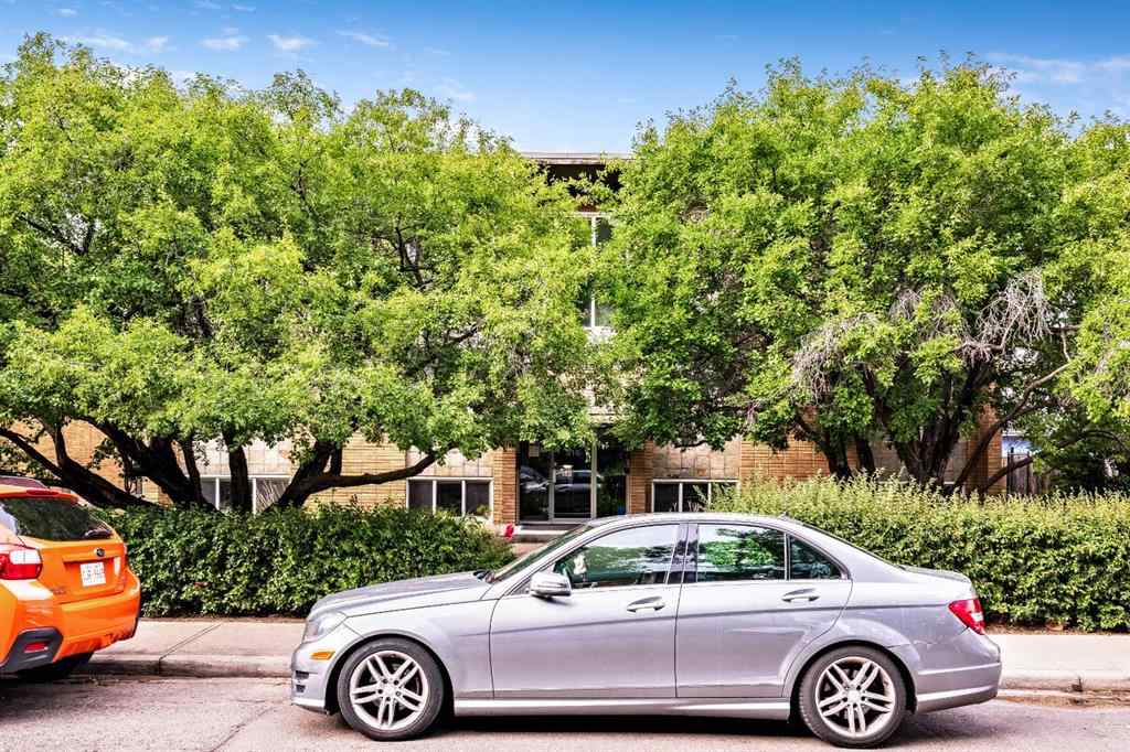 MLS® A2224210 - Unit #4 310 22 Avenue SW in Mission Calgary, Residential