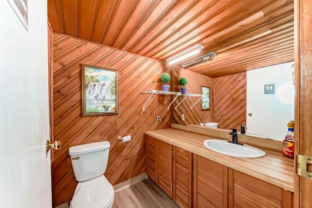 MLS® A2224219 - 105 Berwick Drive NW in Beddington Heights Calgary, Residential