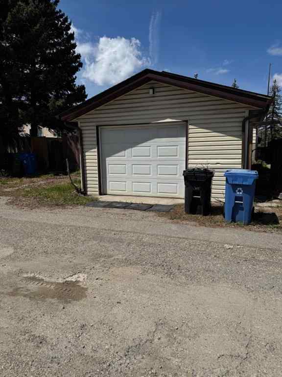 MLS® A2224219 - 105 Berwick Drive NW in Beddington Heights Calgary, Residential