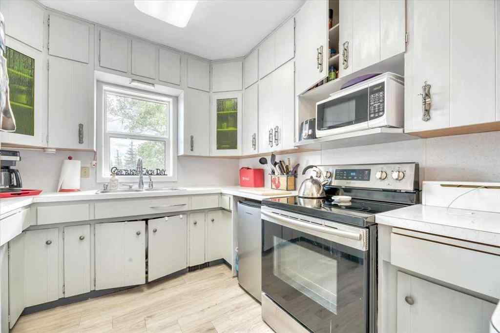 MLS® A2224290 - 204069 Township Road 262   in NONE Rural Wheatland County, Residential