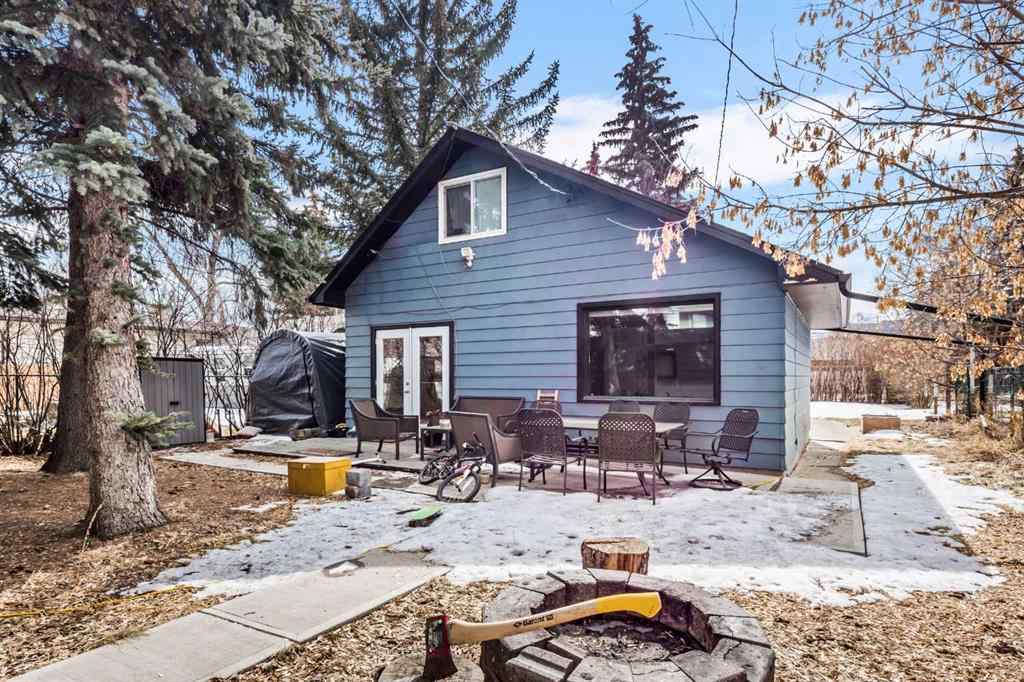 MLS® A2224301 - 6152 Bowwood Drive NW in Bowness Calgary, Residential