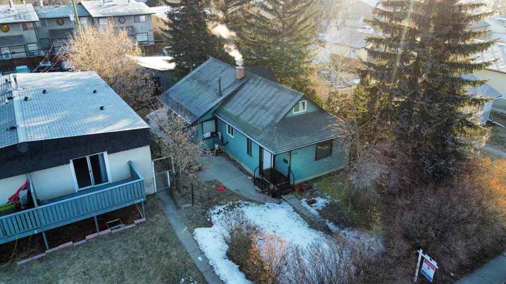 MLS® A2224301 - 6152 Bowwood Drive NW in Bowness Calgary, Residential
