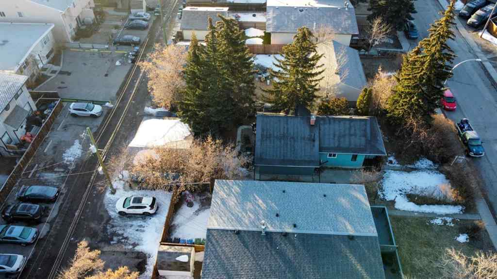 MLS® A2224301 - 6152 Bowwood Drive NW in Bowness Calgary, Residential