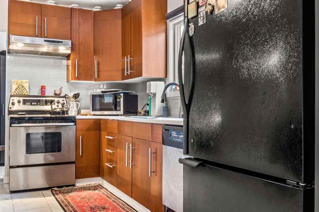 MLS® A2224301 - 6152 Bowwood Drive NW in Bowness Calgary, Residential
