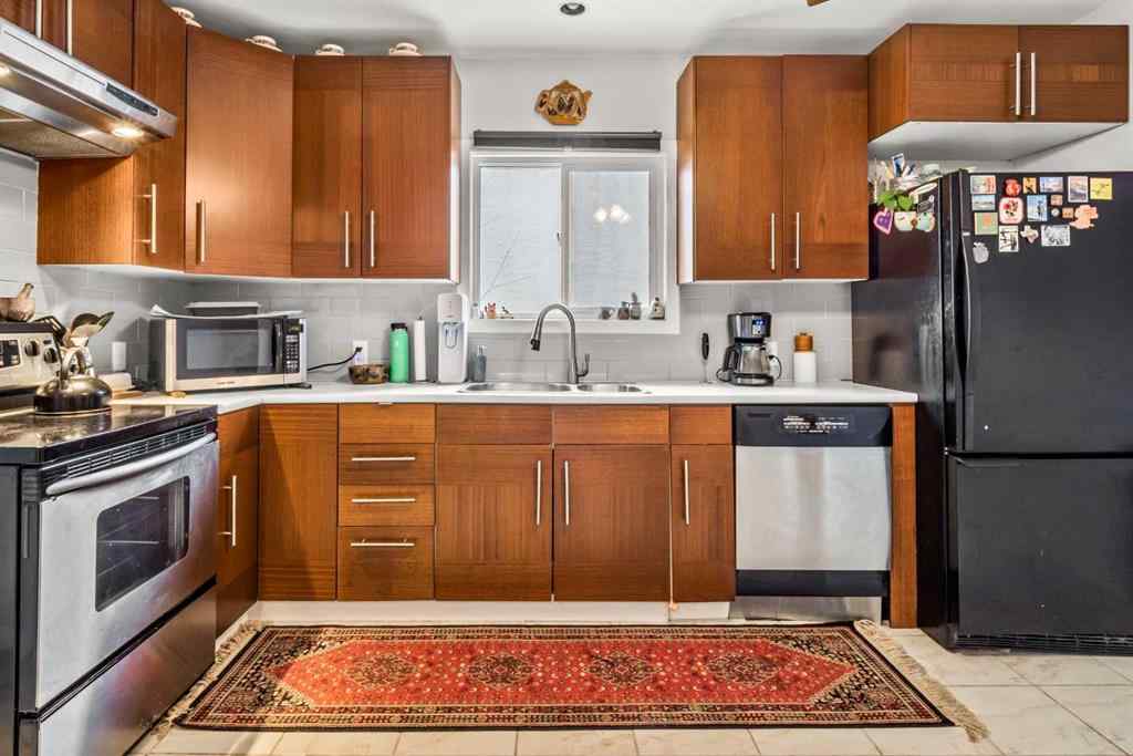 MLS® A2224301 - 6152 Bowwood Drive NW in Bowness Calgary, Residential