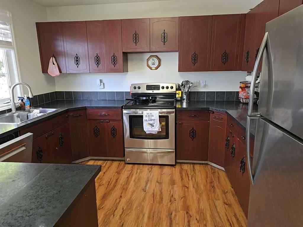 MLS® A2224309 - 401 7 Avenue  in NONE Fox Creek, Residential