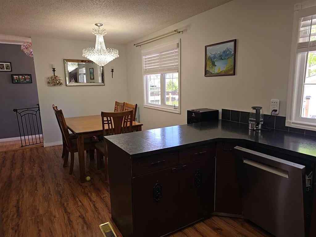 MLS® A2224309 - 401 7 Avenue  in NONE Fox Creek, Residential
